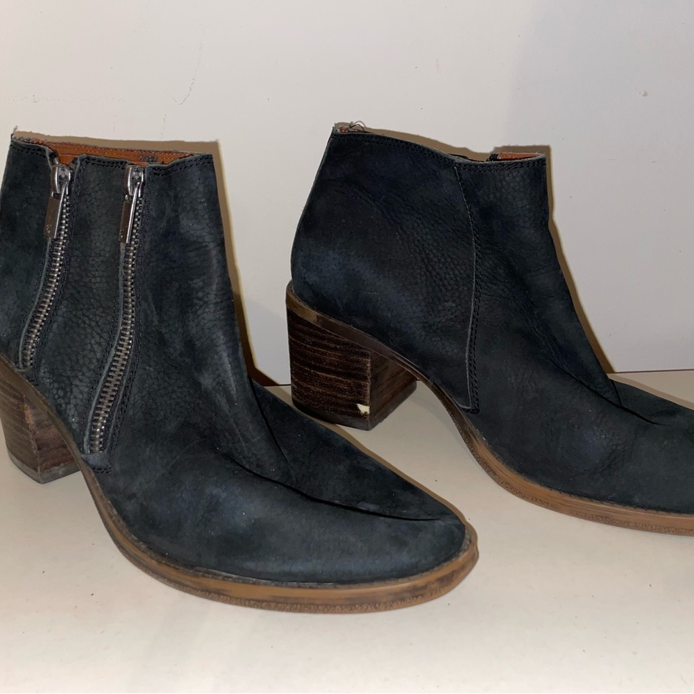 Lucky Brand Black Ankle Booties with Zipper